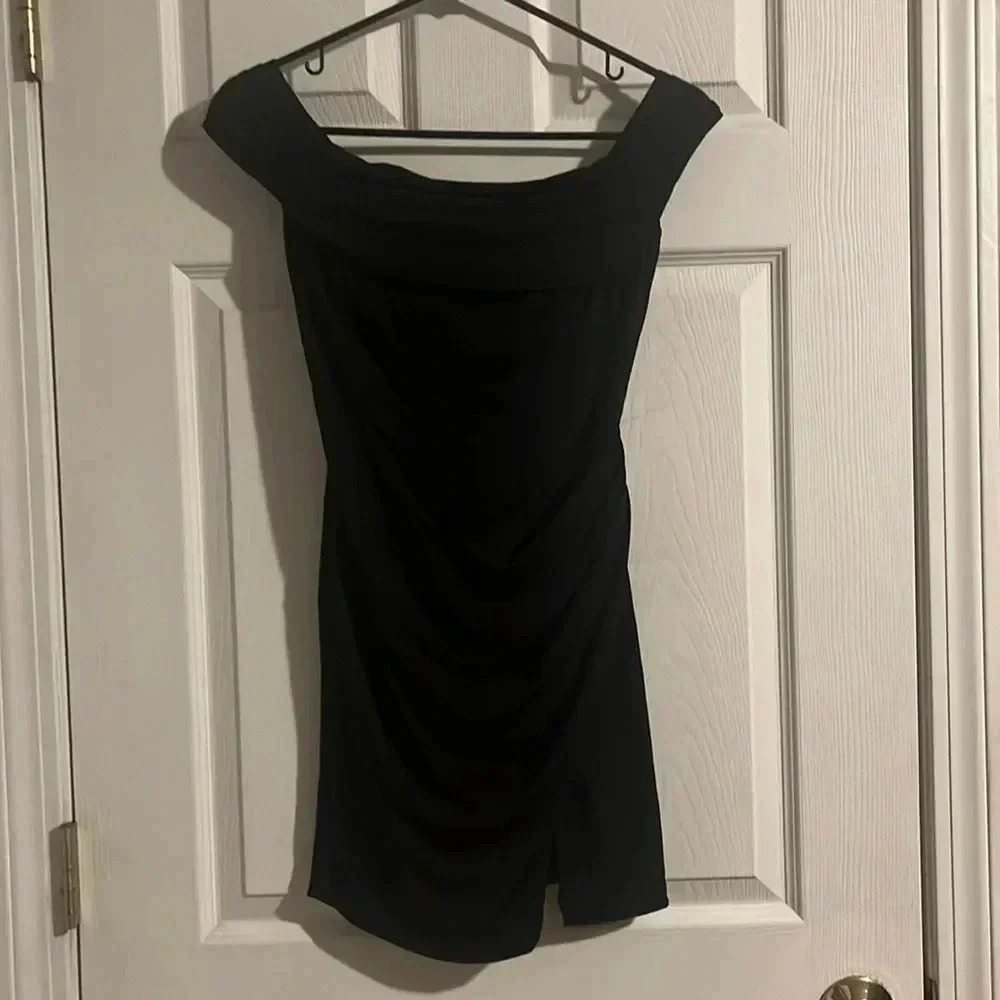 Emerald Square Off the Shoulder Dress - Size Small - Picture 3 of 8